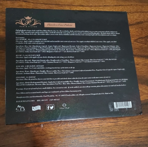 Flawless Face Eye & Face Makeup Palette - Picture 2 of 4